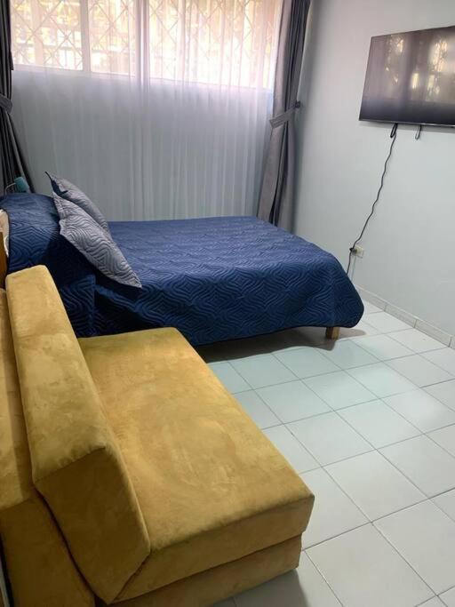 Apartamento Edificio Los Delfines Богота Экстерьер фото